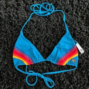 NEVER WORN NEW W/ TAGS. Aviator Nation 5 stripe triangle bikini top - size med